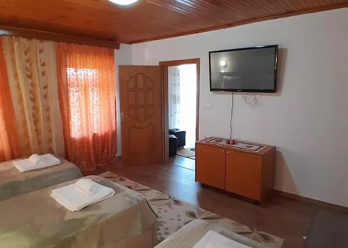 Ejona Gjirokastër